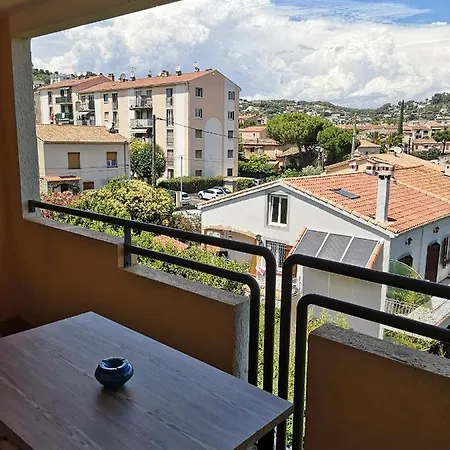Studio With Large Balcony And Nice View By Weekome *