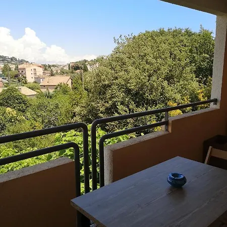 Appartement Studio With Large Balcony And Nice View By Weekome *